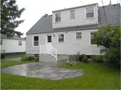 817 N Broad, Griffith, IN 46319 photo 3