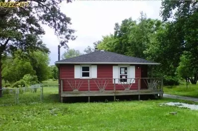 2119 Elm St, Griffith, IN 46319 photo 1