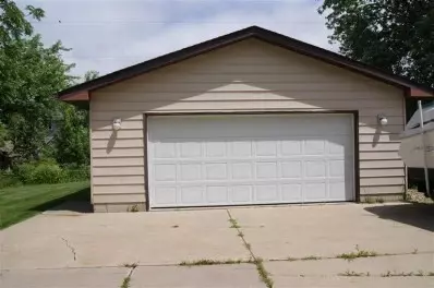 734 Apache Ln, Lowell, IN 46356 photo 7