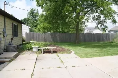 734 Apache Ln, Lowell, IN 46356 photo 8