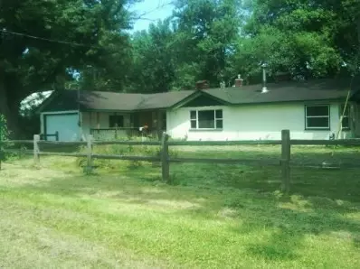 3751 Keck Pl, Gary, IN 46408 photo 3