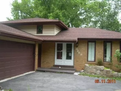 3258 Rustic Ln, Crown Point, IN 46307 photo 1
