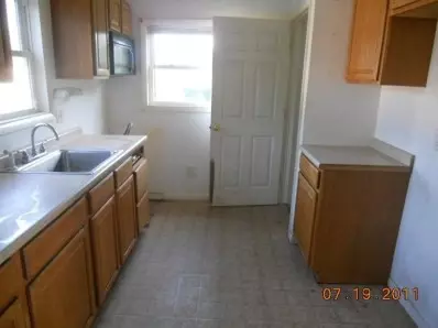 2419 W 47th Ave, Gary, IN 46408 photo 4