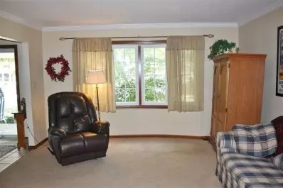 1213 W Elm Pl, Griffith, IN 46319 photo 6