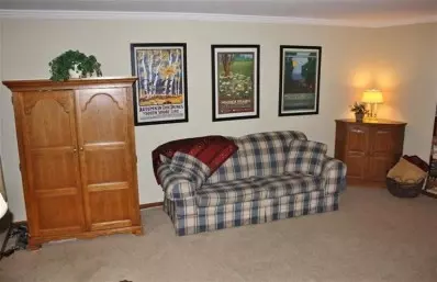 1213 W Elm Pl, Griffith, IN 46319 photo 5