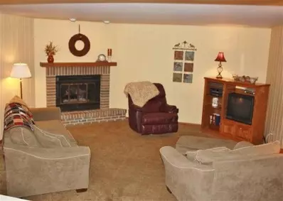 1213 W Elm Pl, Griffith, IN 46319 photo 10