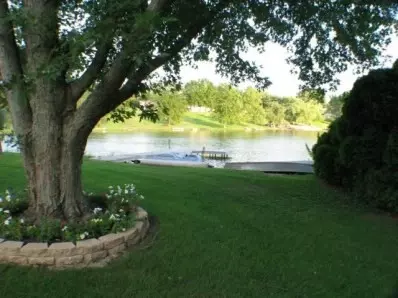 12331 White Oak Dr, Crown Point, IN 46307 photo 2