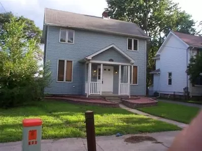 621 W Main St, Griffith, IN 46319 photo 2