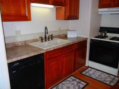 424 Sequoia Dr, Valparaiso, IN 46385 photo 9