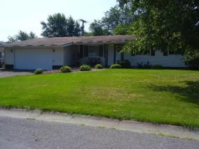 424 Sequoia Dr, Valparaiso, IN 46385 photo 1