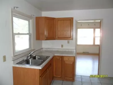634 Allen St, Gary, IN 46403 photo 10