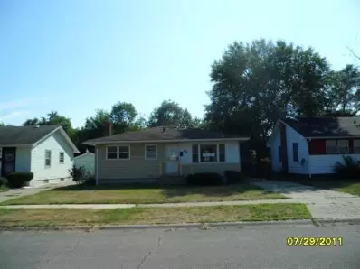 634 Allen St, Gary, IN 46403 photo 2