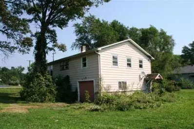 2123 Elm St, Griffith, IN 46319 photo 2