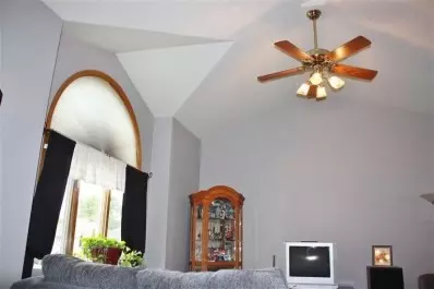 607 N N Frst, Griffith, IN 46319 photo 9