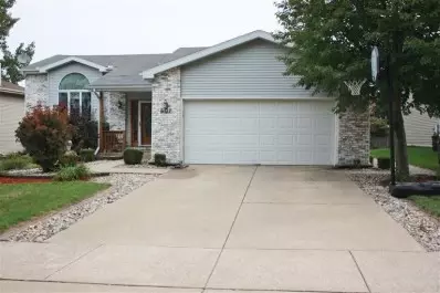 607 N N Frst, Griffith, IN 46319 photo 2