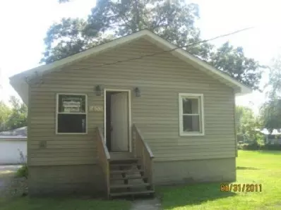 1403 Elm St, Griffith, IN 46319 photo 1