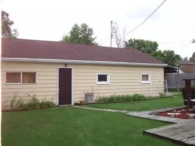 324 Gregory Ave, Munster, IN 46321 photo 3