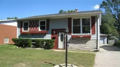1555 Whitcomb St, Gary, IN 46404 photo 1