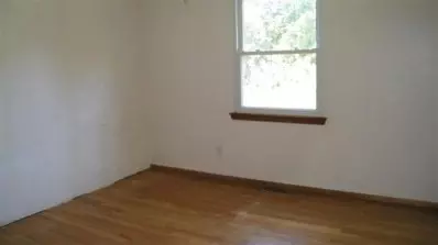 1555 Whitcomb St, Gary, IN 46404 photo 9