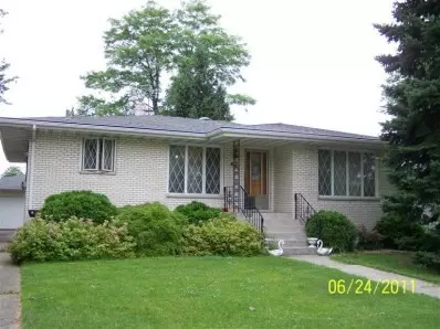 834 N Cline Ave, Griffith, IN 46319 photo 1