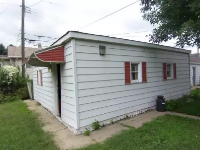 2142 Atchison Ave, Whiting, IN 46394 photo 3