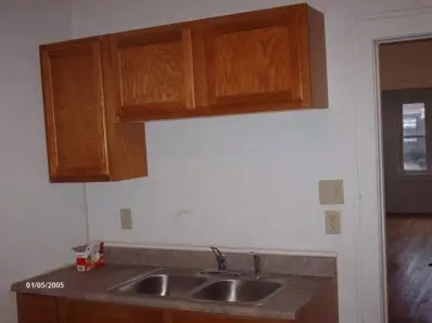 1361 Ellsworth St, Gary, IN 46404 photo 3