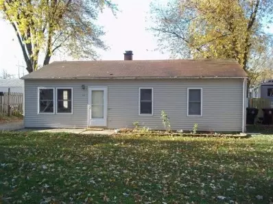 341 Maple St, Crown Point, IN 46307 photo 2