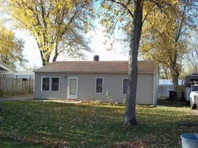 341 Maple St, Crown Point, IN 46307 photo 1