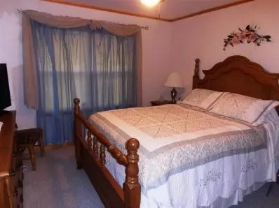 4410 King Ct, Gary, IN 46408 photo 8