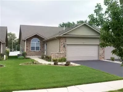 321 Cochran Dr, Crown Point, IN 46307 photo 1
