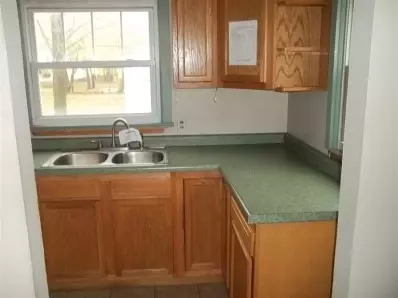 612 E 2nd St, Reynolds, IN 47980 photo 5