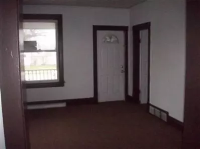 1041 Garfield St, Gary, IN 46404 photo 4