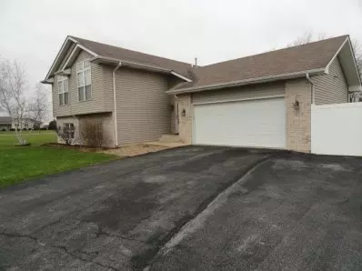 2420 E 113, Crown Point, IN 46307 photo 3