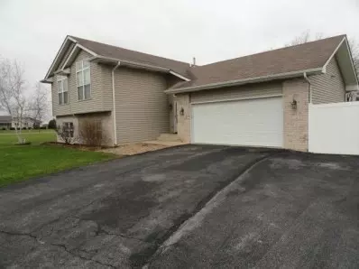 2420 E 113, Crown Point, IN 46307 photo 3