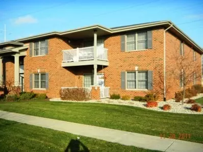 531 Cambridge Ct #1D, Munster, IN 46321 photo 1