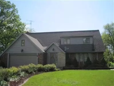 6714 Cavalier Dr, De Motte, IN 46310 photo 1