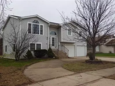 1725 Westfield Ct, Griffith, IN 46319 photo 1