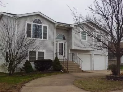 1725 Westfield Ct, Griffith, IN 46319 photo 3