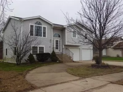 1725 Westfield Ct, Griffith, IN 46319 photo 1