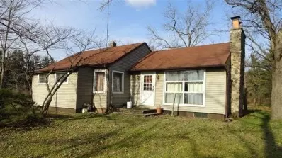 8780 E 200 S, Knox, IN 46534 photo 1