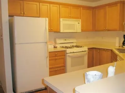 2740 Georgetowne Dr #D2, Highland, IN 46322 photo 7