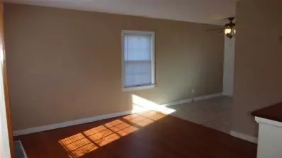 247 Belden Pl, Munster, IN 46321 photo 4