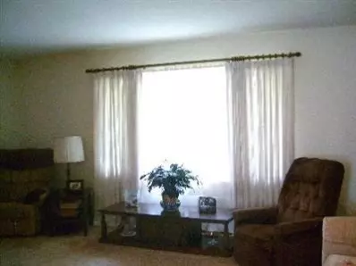 622 E Ash St, Griffith, IN 46319 photo 5