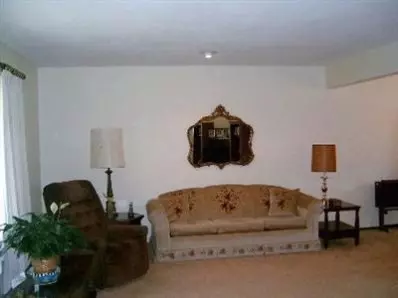 622 E Ash St, Griffith, IN 46319 photo 7