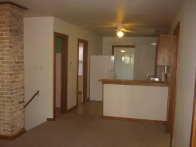 8317 Oak Ave, Gary, IN 46403 photo 3