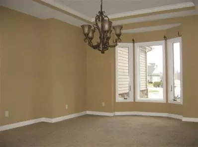 44 Glencarry Ct, Valparaiso, IN 46385 photo 6