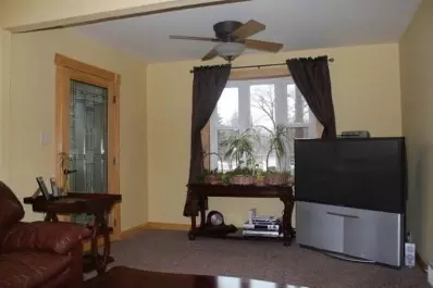 904 E Lake St, Griffith, IN 46319 photo 6