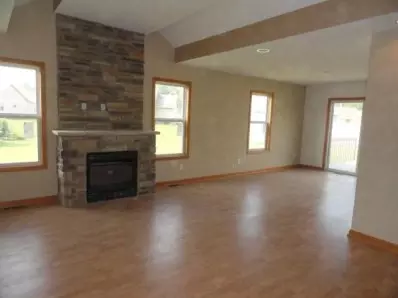 1735 Elderberry Cir, De Motte, IN 46310 photo 2