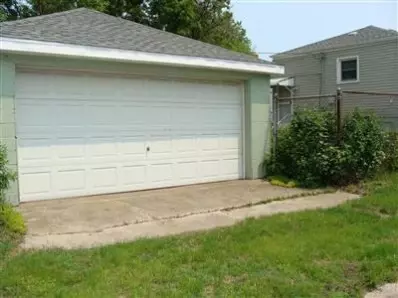 2694 Tyler St, Gary, IN 46407 photo 3