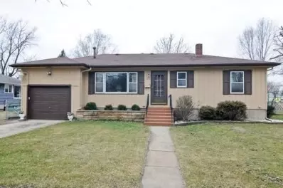 210 N Elmer, Griffith, IN 46319 photo 1
